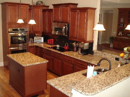 Granite Countertops And Kitchen Cabinets